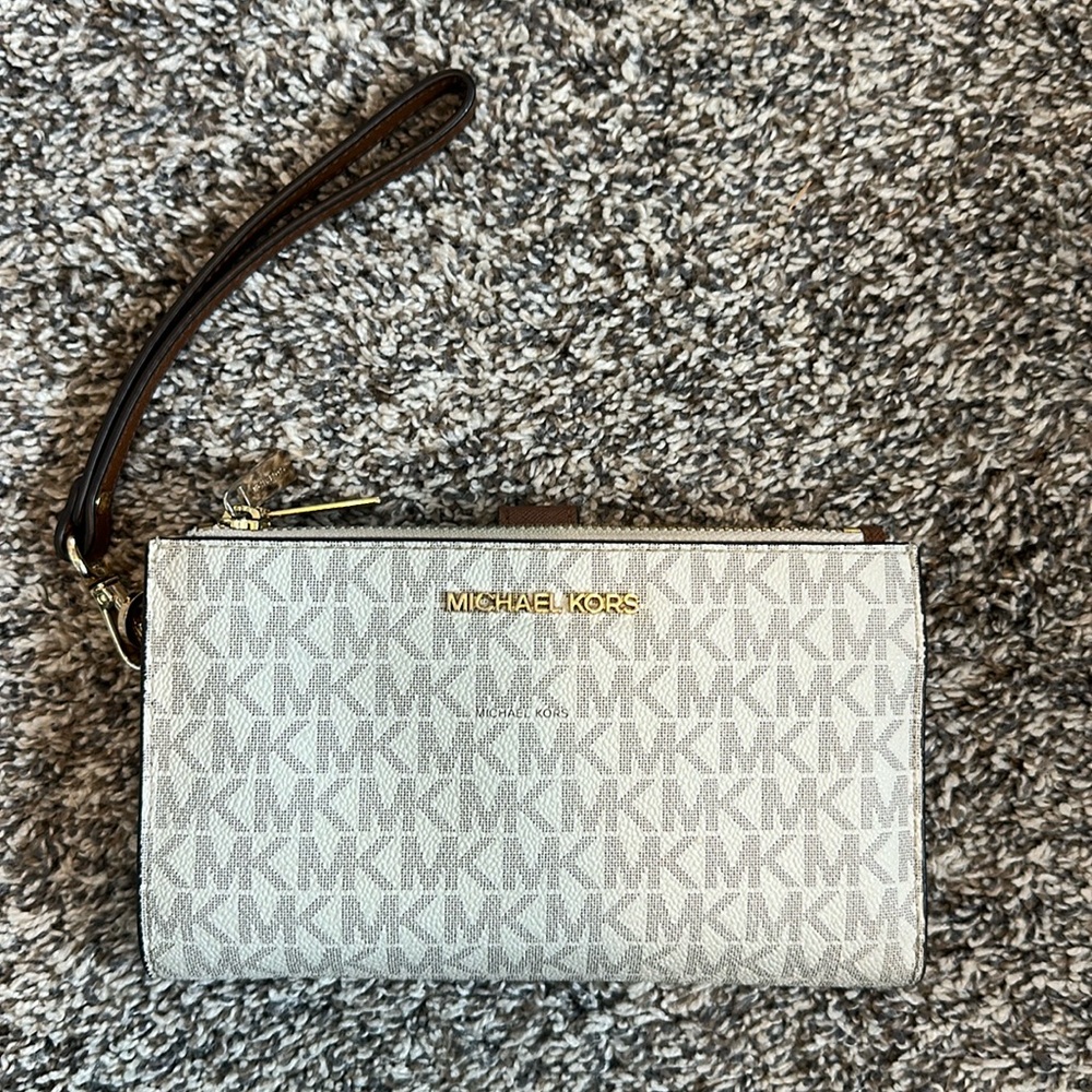 Michael Kors Gray Wristlet Wallet